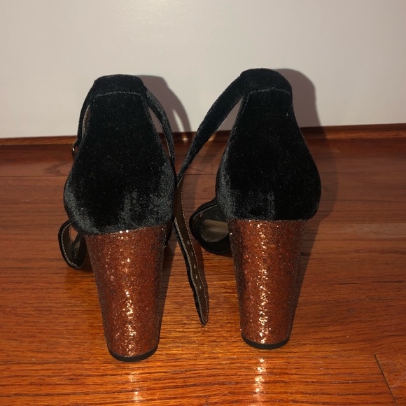 Marc Fisher Heel Sandal - Picture 7 of 8